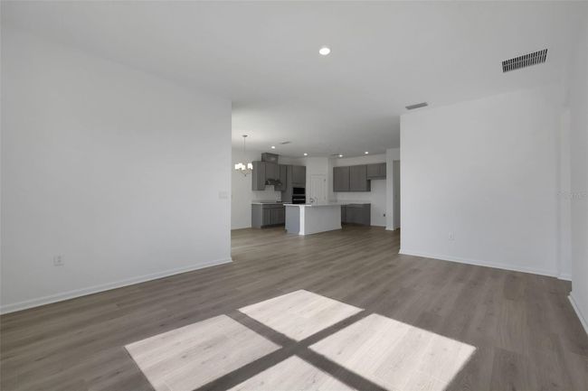 2854 Supermarine Loop, House other with 4 bedrooms, 2 bathrooms and null parking in TAVARES FL | Image 8