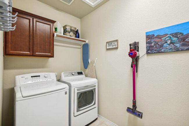 7909 Sunrise Ravine Pass, House other with 4 bedrooms, 3 bathrooms and 4 parking in Lago Vista TX | Image 25