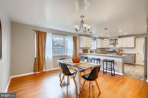 3f-3645 Glengyle Ave, BALTIMORE, MD, 21215-1511 | Card Image
