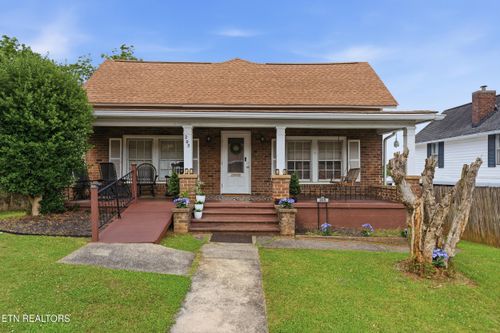 205 Kingston St, Lenoir City, TN, 37771-2407 | Card Image