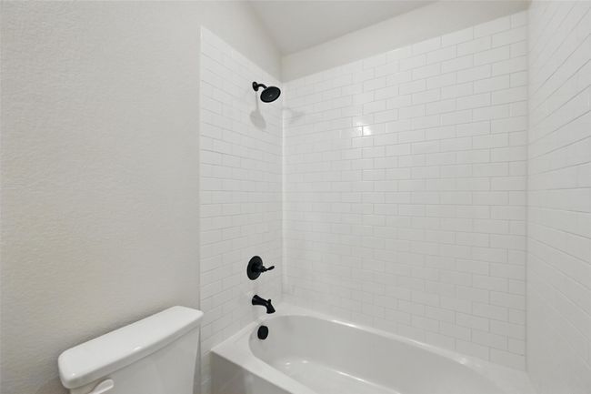 1401 Quail Creek Dr, House other with 3 bedrooms, 2 bathrooms and null parking in Cleburne TX | Image 30