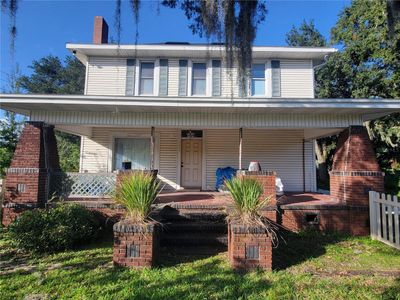 2418 W 1 St Street, House other with 3 bedrooms, 2 bathrooms and null parking in Sanford FL | Image 2