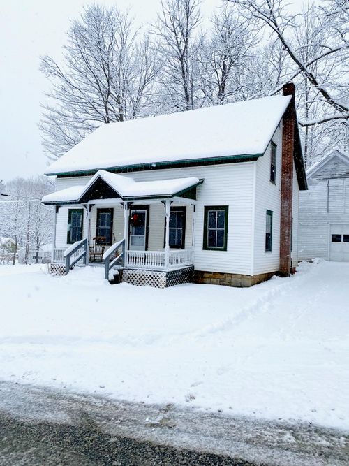 297 Mad Tom Road, Dorset, VT, 05253 | Card Image