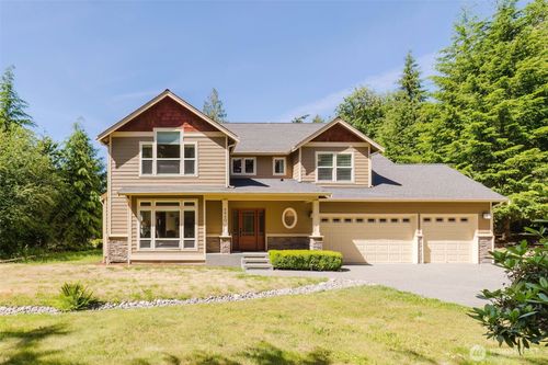6840 Nw Ranger Way, Silverdale, WA, 98383-6306 | Card Image