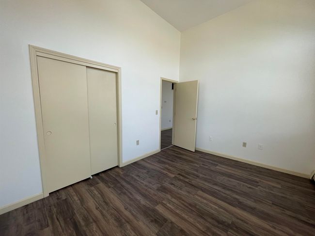 APT-203 - 521 Pine St, Condo with 2 bedrooms, 1 bathrooms and null parking in Manchester NH | Image 42