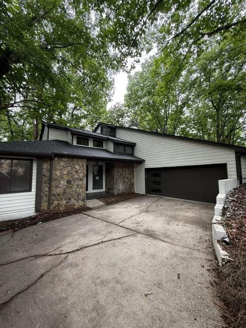 352 N Peak Dr, Alpharetta, GA, 30022-5268 | Card Image