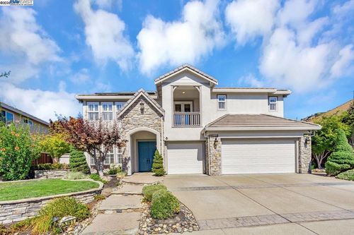 5391 Fernbank Dr, Concord, CA, 94521 | Card Image