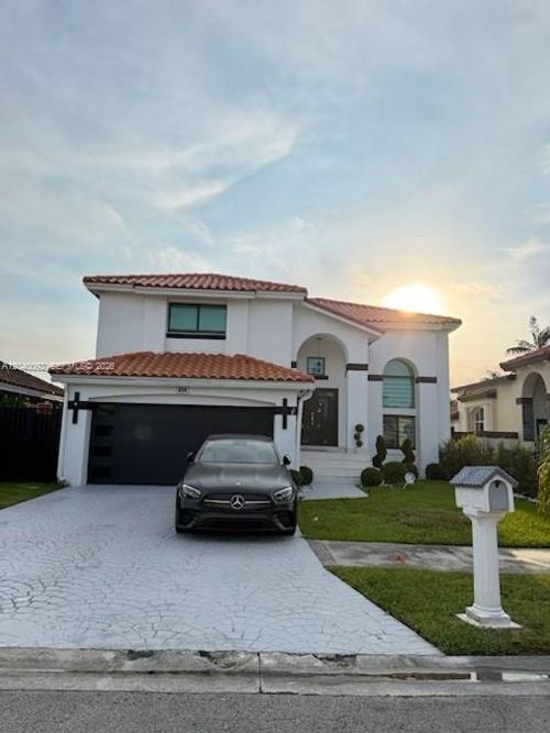 854 Nw 132nd Ct, Miami, FL, 33182 | Card Image
