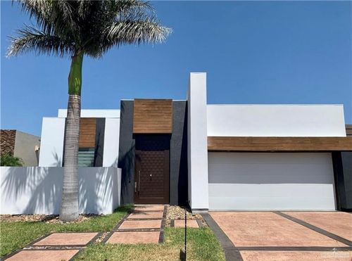 302 Grovewood Ave, Mission, TX, 78572-4768 | Card Image