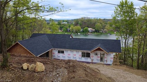 15 Huron Trl, Malvern, OH, 44644-9544 | Card Image