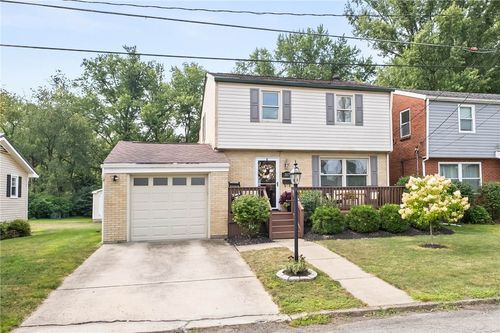 317 Pine St, Zelienople, PA, 16063-1821 | Card Image