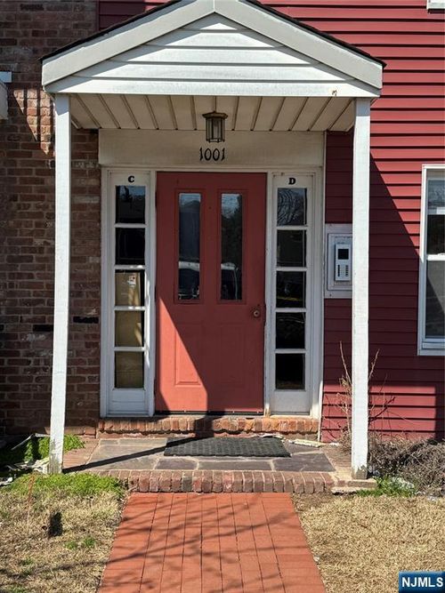 1001 Unico Unicorn, Clifton, NJ, 07011 | Card Image