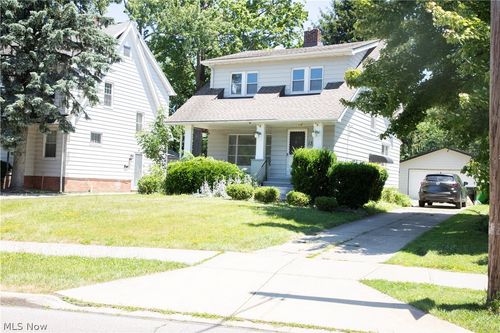 1315 S Belvoir Blvd, South Euclid, OH, 44121-2905 | Card Image