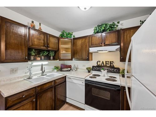 12b-660 S Alton Way, Denver, CO, 80247-1675 | Card Image