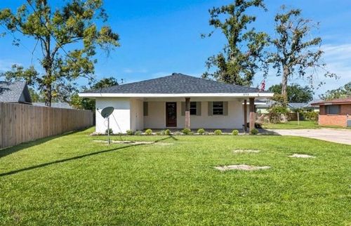 203 Jackson Ave, Sulphur, LA, 70663-5431 | Card Image