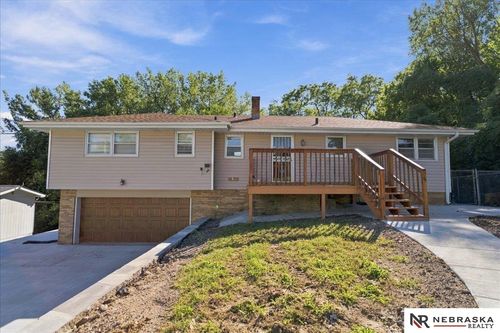 5127 Bauman Ave, Omaha, NE, 68152-2524 | Card Image