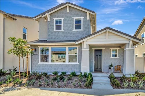 10887 Carlos St, Ventura, CA, 93004-1299 | Card Image