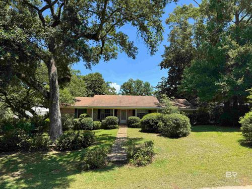 115 Pecan Ave, Fairhope, AL, 36532-1225 | Card Image