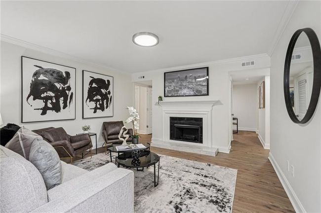 APT-301 - 1166 Booth Rd Sw, Condo with 2 bedrooms, 2 bathrooms and null parking in Marietta GA | Image 4