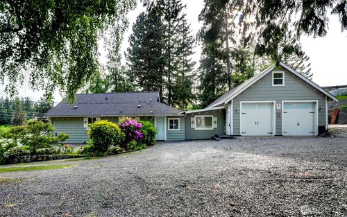 9807 S Lake Stevens Rd, Lake Stevens, WA, 98258-4736 | Card Image