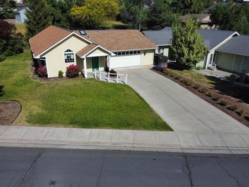 1135 Se Sandalwood, Pullman, WA, 99163 | Card Image