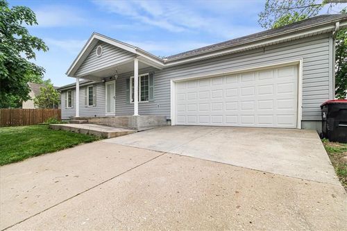 1610 Essex Dr, Warrensburg, MO, 64093-8912 | Card Image
