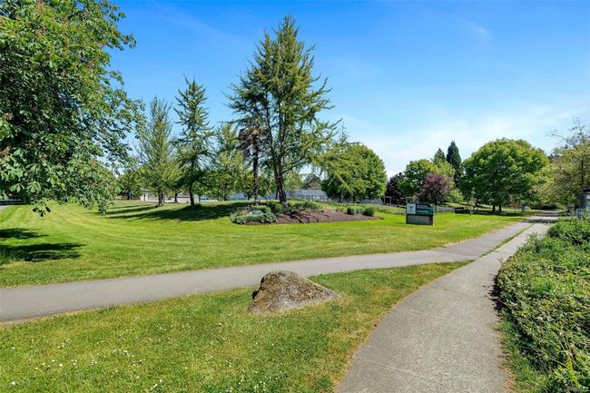 1736 Feltham Rd, House other with 6 bedrooms, 4 bathrooms and 4 parking in Saanich BC | Image 45