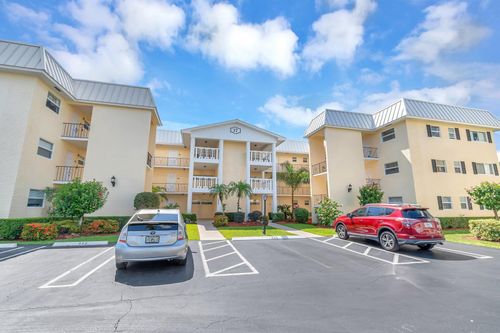 204-17 Colonial Club Dr, Boynton Beach, FL, 33435-8311 | Card Image