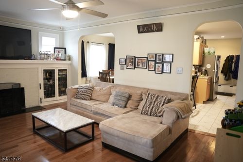 32 Fontaine Ave, Bloomfield, NJ, 07003-5753 | Card Image
