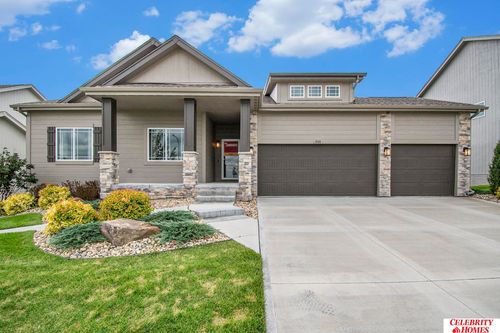 5518 N 180th Ave, Elkhorn, NE, 68022-4344 | Card Image