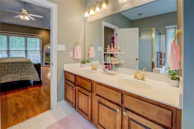 1341 Christian Cir Se, House other with 5 bedrooms, 3 bathrooms and null parking in Conyers GA | Image 38