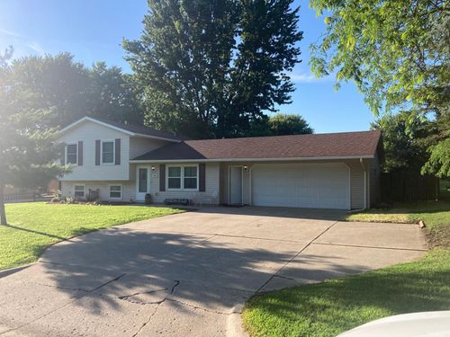 680 Lynwood St Sw, Owatonna, MN, 55060-2746 | Card Image