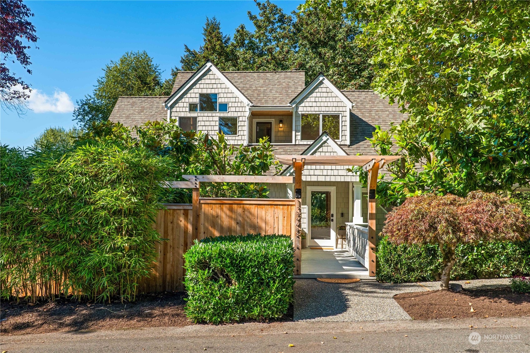 67th Ave, Kirkland, WA 98034