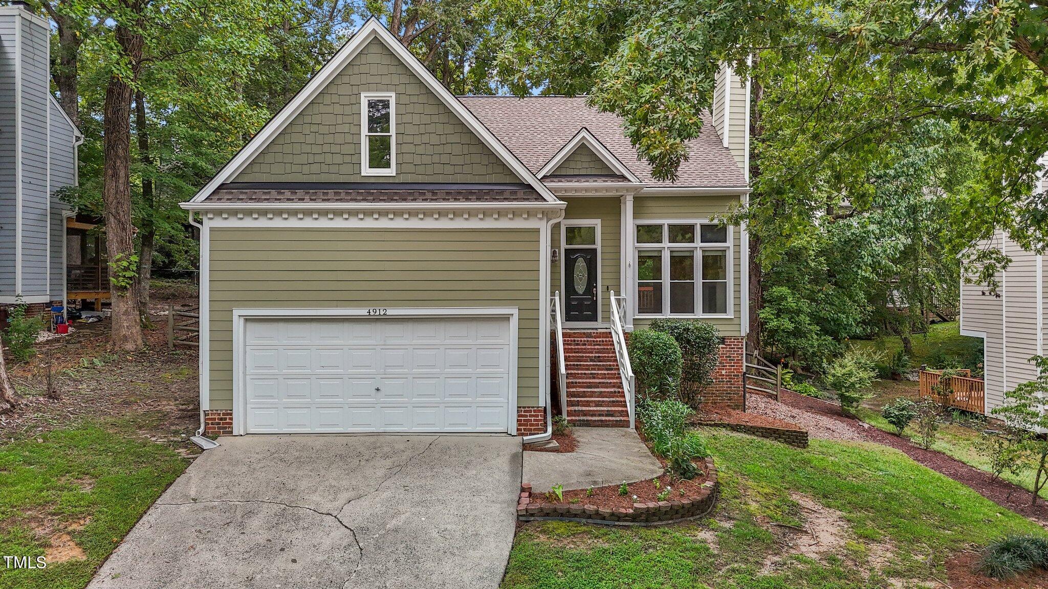 Glendarion Dr, Durham, NC 27713