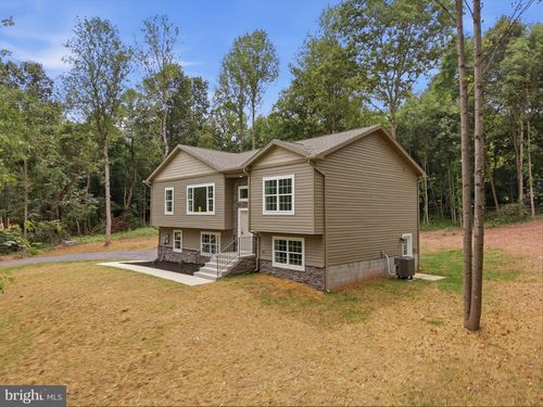 131 Triumph Ln., Hedgesville, WV, 25427 | Card Image