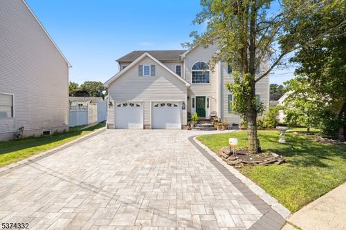 4 Graulich Dr, Milltown, NJ, 08850-1100 | Card Image
