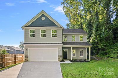 7618 East Lane Drive, House other with 4 bedrooms, 2 bathrooms and null parking in Charlotte NC | Image 1