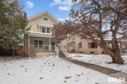 2428 Arlington Ave, Davenport, IA, 52803-2502 | Card Image