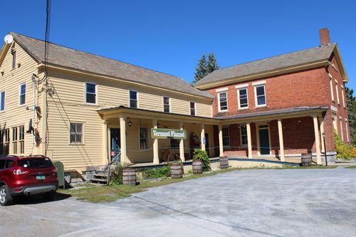 5467 Route 7, Ferrisburgh, VT, 05456-9780 | Card Image