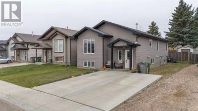 2204 46 Ave, House other with 5 bedrooms, 3 bathrooms and 2 parking in Lloydminster SK | Image 1