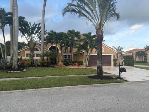 5532 Descartes Cir, Boynton Beach, FL, 33472-2409 | Card Image