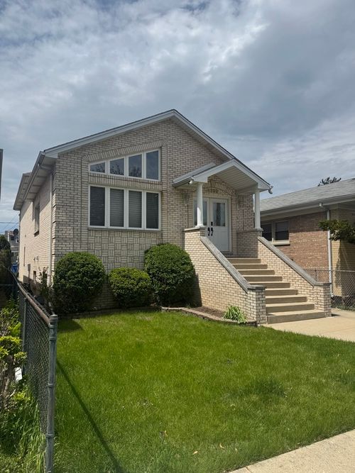 4332 Rutherford Avenue, Harwood Heights, IL, 60706 | Card Image