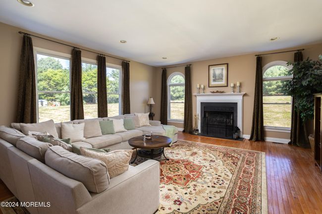 3 Hannah Mount Dr, House other with 5 bedrooms, 5 bathrooms and null parking in Millstone Township NJ | Image 15