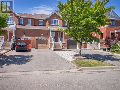 49 Lindenshire Avenue, Vaughan (Maple), ON, L6A4A4 | Card Image
