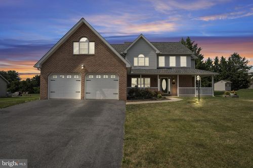 1731 Alligator Reef Ave, CHAMBERSBURG, PA, 17202-7423 | Card Image