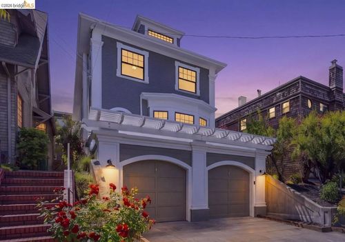 3800 Harrison St, Oakland, CA, 94611-5039 | Card Image