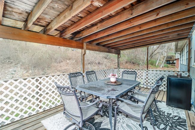 6 Glen Rd, House other with 3 bedrooms, 3 bathrooms and null parking in New Fairfield CT | Image 30