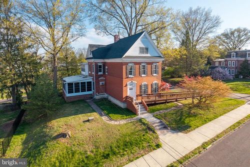 270 Broad St, SPRING CITY, PA, 19475-1712 | Card Image