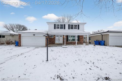 30310 Valenti Dr, Warren, MI, 48088-5968 | Card Image