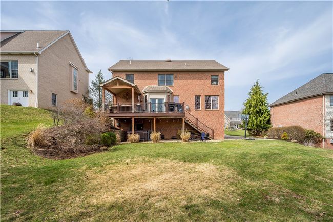 2021 Sterling Dr, House other with 4 bedrooms, 4 bathrooms and 3 parking in Mc Donald PA | Image 36